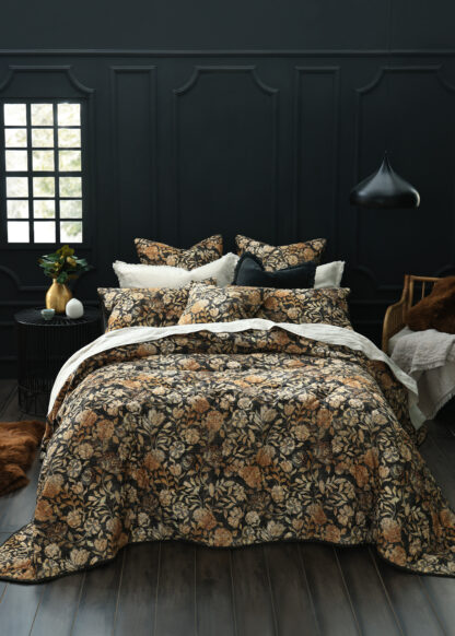 Beaumont Bedspread Set