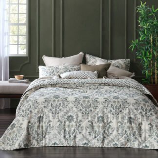 Jovany Bedspread Set