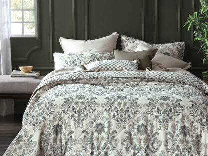 Jovany Bedspread Set - Image 4