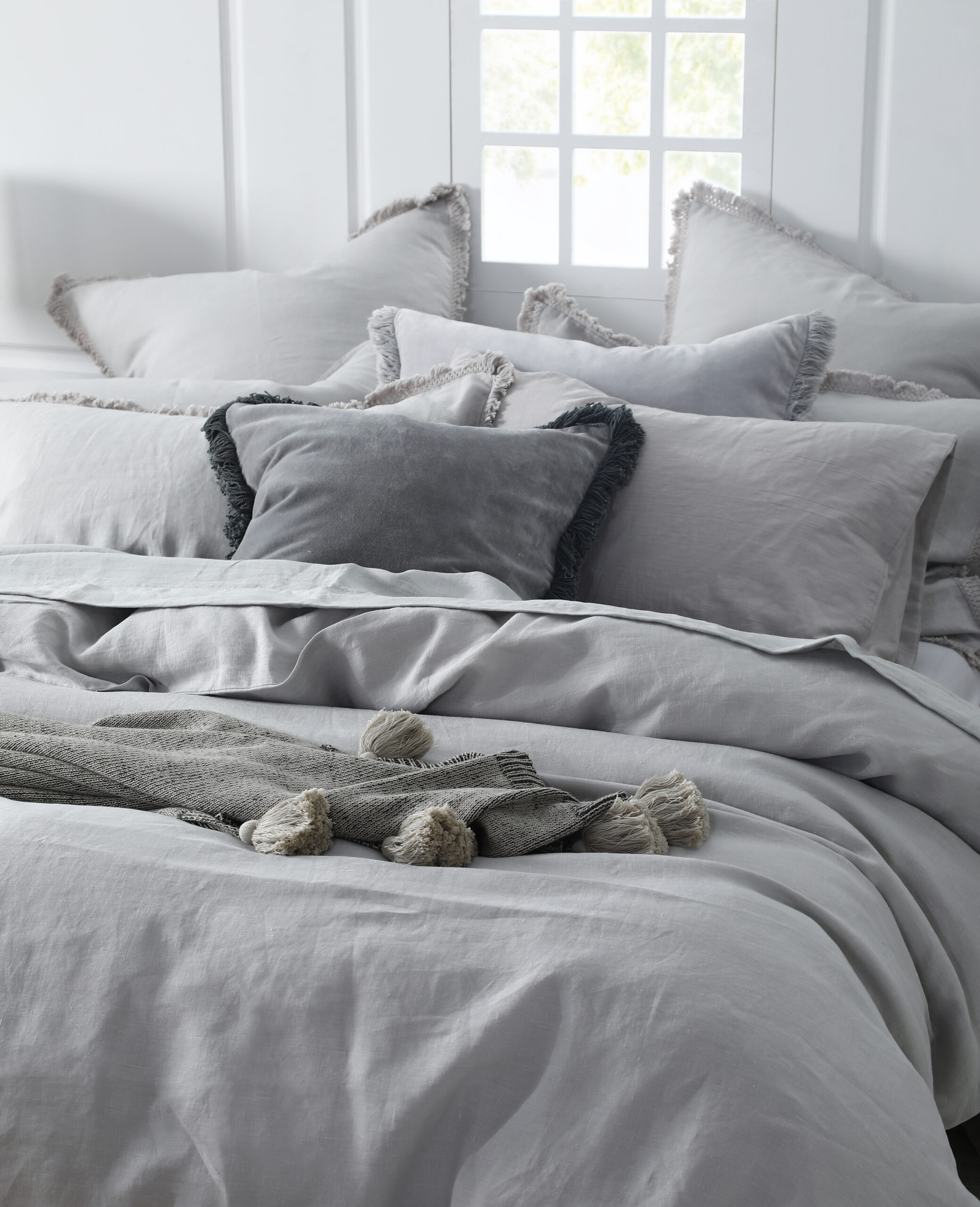 Laundered Linen Duvet Set, Pewter - Image 4