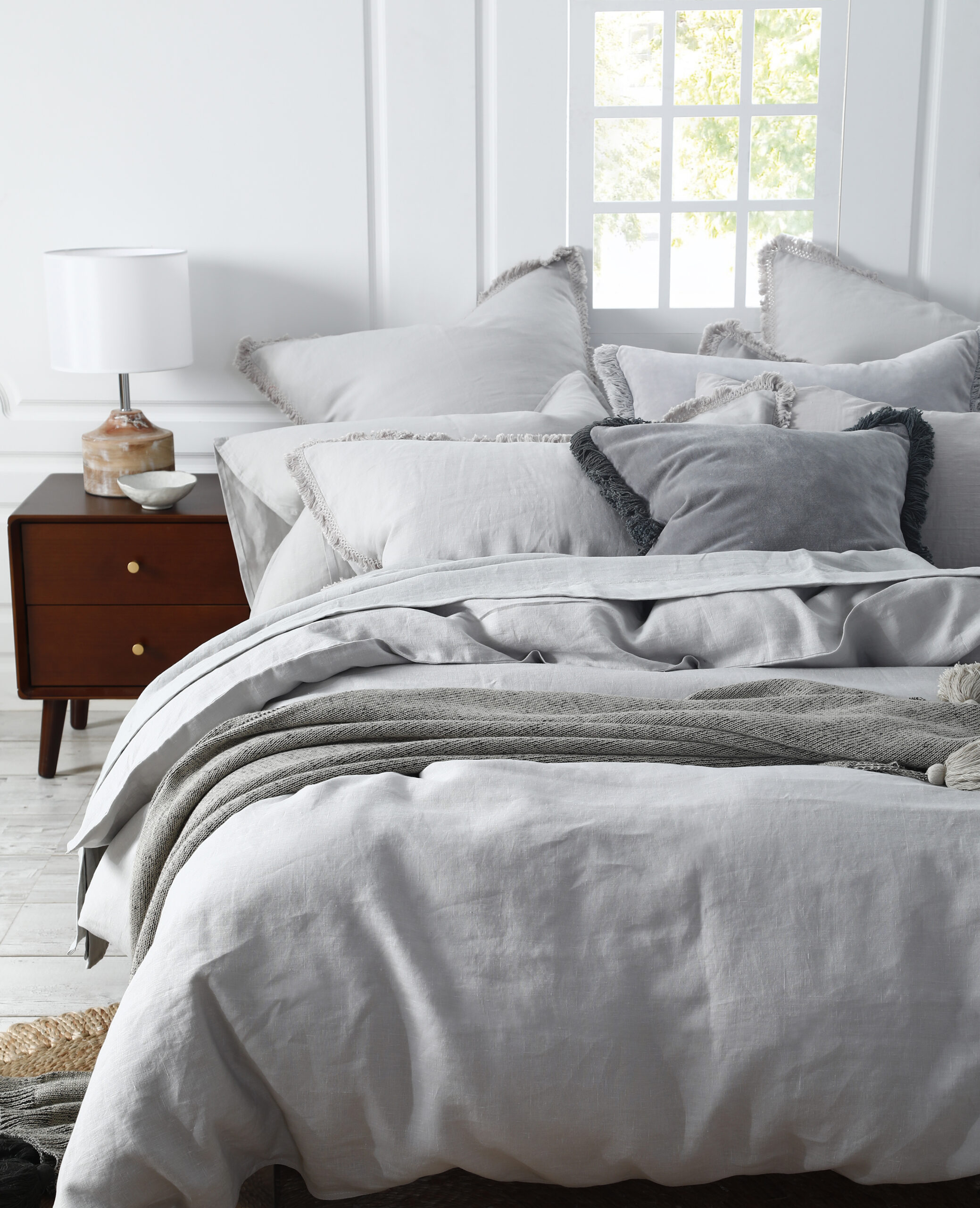 Laundered Linen Duvet Set, Pewter - Image 5