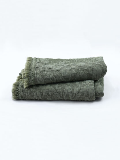 Mayen Throw, Olive
