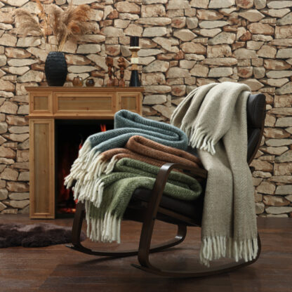 NZ Wool Throw, Natural - Image 3