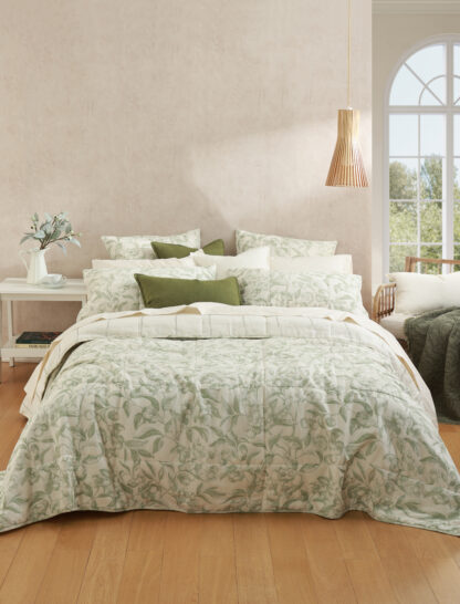 Verdun Bedspread Set - Image 5