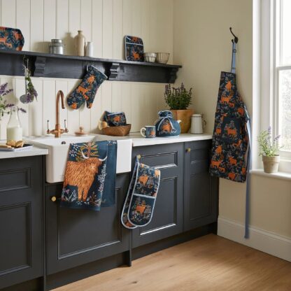Ulster Weavers Double Oven Glove, Connie the Cow - Image 5