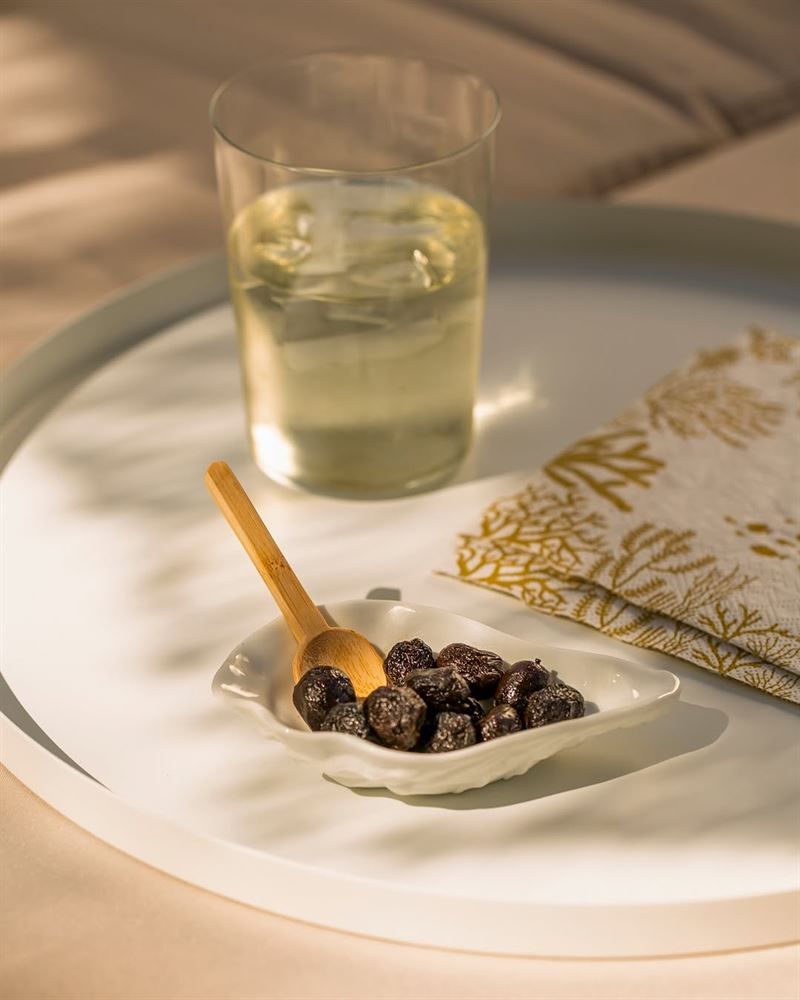 Räder Porcelain Ouster Shell Bowl & Spoon - Image 4